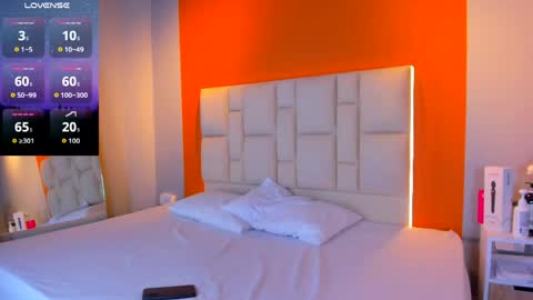 Snapshot of jenny__lawrence chatting on May 10, 4:17 am jenny__lawrence online show from May 10, 4:17 am