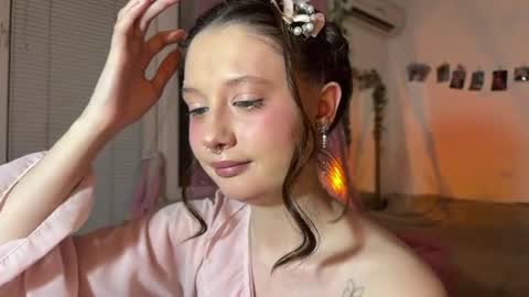 Jennifer Jenny Darling   online show from July 28, 7:04 pm