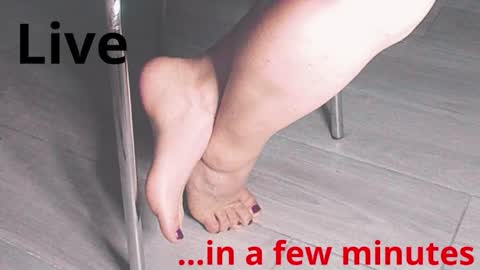 Jenny online show from February 9, 2:40 pm