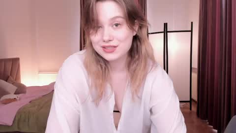 Jenny my next stream is on Saturday at 1 pmUTC Welcome to my WhatsApp 3 online show from April 24, 1:13 pm