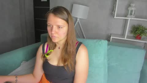Jenny online show from June 10, 9:19 am