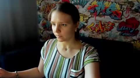 Jenny online show from June 17, 9:23 am