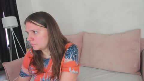Jenny online show from July 8, 9:25 am