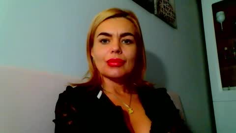 Snapshot of jenny_play1 chatting on December 9, 12:19 pm Jenny online show from December 9, 12:19 pm