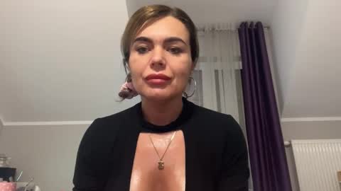 Snapshot of jenny_play1 chatting on February 14, 8:52 am Jenny online show from February 14, 8:52 am