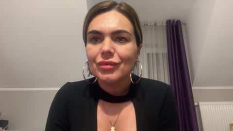 Snapshot of jenny_play1 chatting on February 18, 11:33 am Jenny online show from February 18, 11:33 am