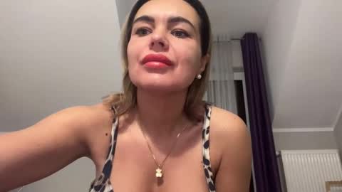 Snapshot of jenny_play1 chatting on March 10, 8:26 am Jenny online show from March 10, 8:26 am