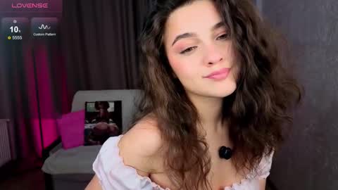 Jenny online show from February 15, 6:23 pm