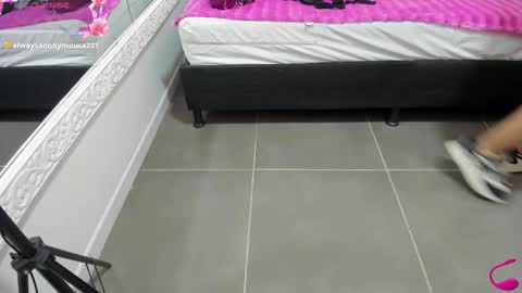 Snapshot of jenny_stark chatting on November 10, 11:31 am jenny_stark online show from November 10, 11:31 am