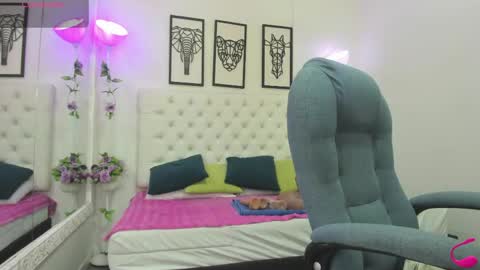 jenny_stark online show from June 2, 11:12 am