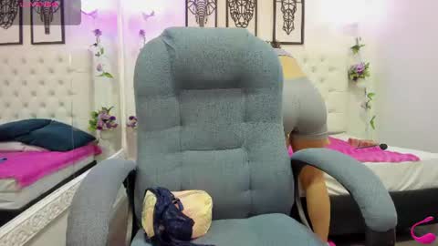 jenny_stark online show from July 2, 11:05 am