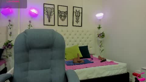 jenny_stark online show from July 28, 11:17 am