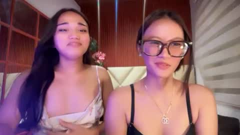 Snapshot of jenny_sweetgirlx chatting on June 27, 5:01 am jenny_sweetgirlx online show from June 27, 5:01 am