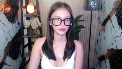 Snapshot of jenny_sweetgirlx chatting on July 13, 4:59 am jenny_sweetgirlx online show from July 13, 4:59 am