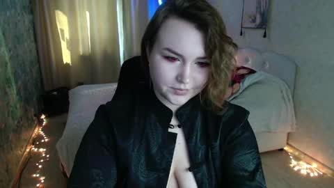 Snapshot of jennyattal chatting on April 11, 7:45 am Jenny online show from April 11, 7:45 am