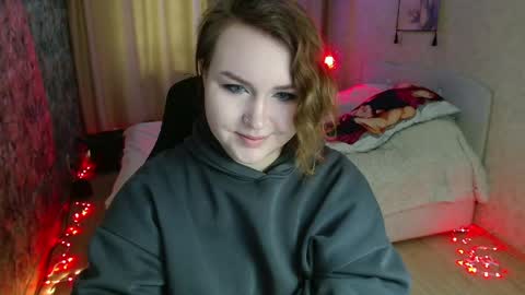 Snapshot of jennyattal chatting on April 19, 4:23 am Jenny online show from April 19, 4:23 am