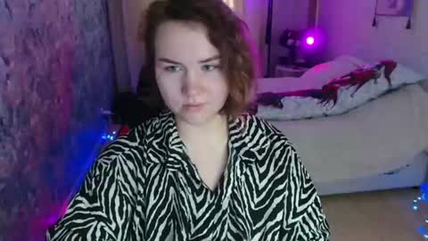 Snapshot of jennyattal chatting on June 26, 3:00 am Jenny online show from June 26, 3:00 am
