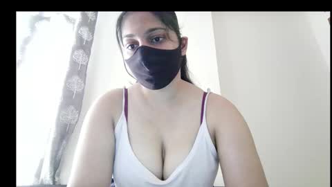 Snapshot of jennydolphin chatting on February 19, 4:19 am Jenny online show from February 19, 4:19 am