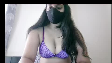 Snapshot of jennydolphin chatting on March 25, 4:07 am Jenny online show from March 25, 4:07 am