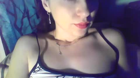 Snapshot of jennyferdoe chatting on January 29, 10:43 pm jennyferdoe online show from January 29, 10:43 pm