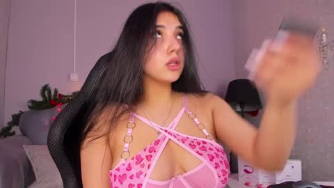 Snapshot of jennyferguson chatting on January 16, 7:10 pm Jenny Ferguson online show from January 16, 7:10 pm