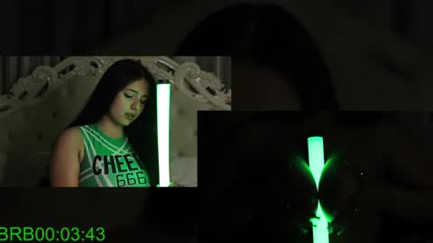 Snapshot of jennyferguson chatting on January 21, 1:18 am Jenny Ferguson online show from January 21, 1:18 am