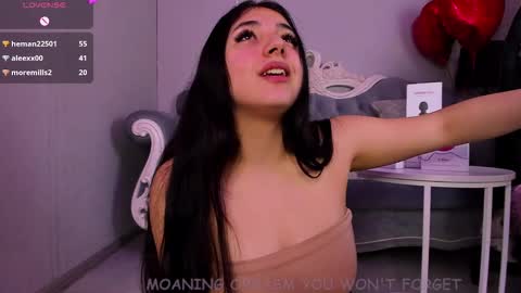 Snapshot of jennyferguson chatting on February 9, 12:39 am Jenny Ferguson online show from February 9, 12:39 am