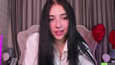 Snapshot of jennyferguson chatting on February 25, 7:14 pm Jenny Ferguson online show from February 25, 7:14 pm