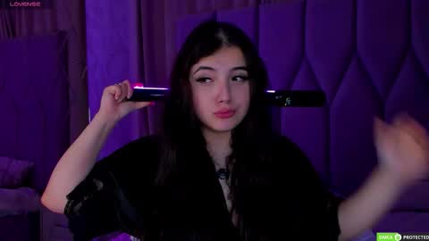 Snapshot of jennyferguson chatting on September 17, 6:59 am Jenny Ferguson online show from September 17, 6:59 am