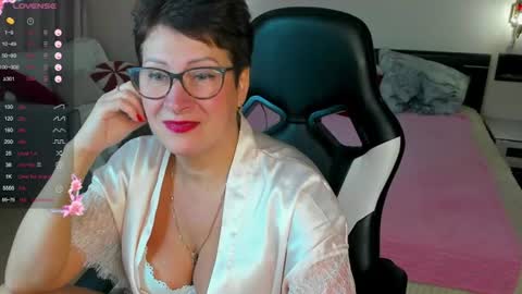 Jenny online show from July 11, 7:55 am
