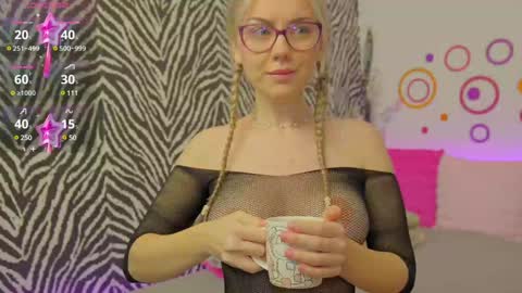   JennyShow online show from December 13, 7:04 am