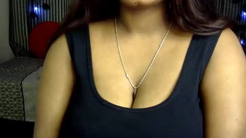 Snapshot of jennysinghaniya chatting on December 11, 5:37 pm jenny online show from December 11, 5:37 pm