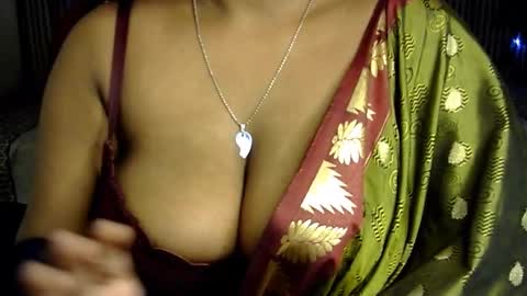 Snapshot of jennysinghaniya chatting on December 14, 1:59 pm jenny online show from December 14, 1:59 pm