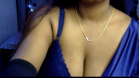 Snapshot of jennysinghaniya chatting on March 3, 10:49 am jenny online show from March 3, 10:49 am