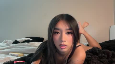 Jenny Tran online show from July 8, 10:14 pm