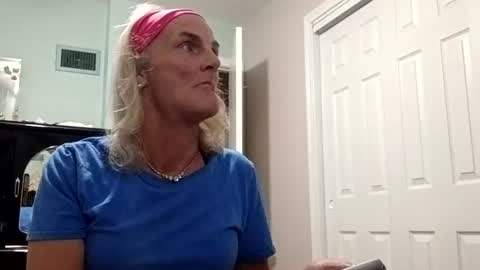 jennywomacks online show from July 1, 1:51 am