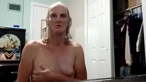 jennywomacks online show from July 15, 5:02 am