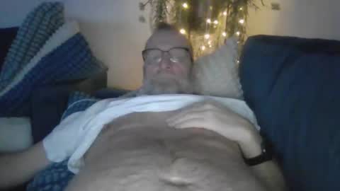 jens19651 online show from December 2, 6:52 am
