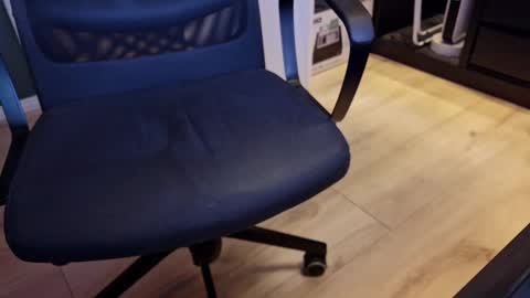 jens_sen online show from February 9, 6:05 pm