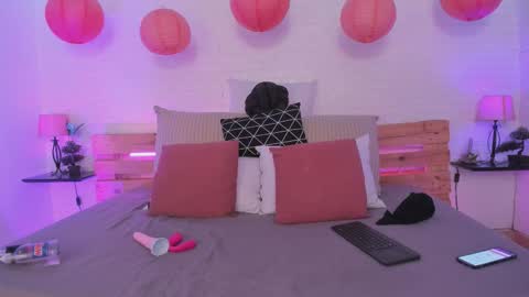 Angela online show from September 30, 11:37 am