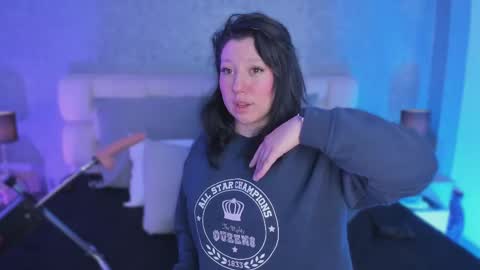 Angela online show from October 2, 11:39 am