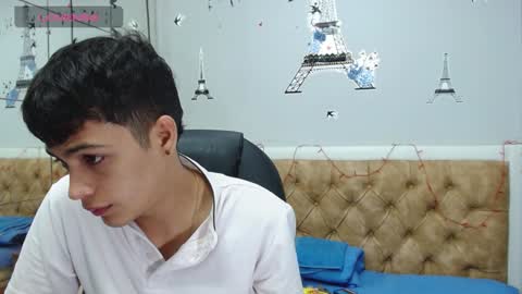 Snapshot of jeremias_1 chatting on January 11, 12:29 pm JEREMIAS online show from January 11, 12:29 pm