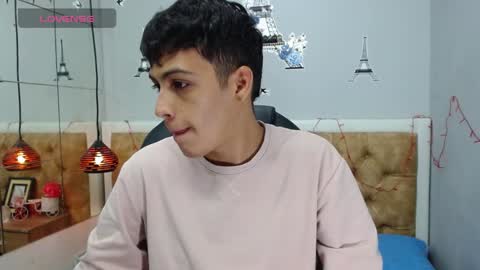 Snapshot of jeremias_1 chatting on January 12, 12:33 pm JEREMIAS online show from January 12, 12:33 pm