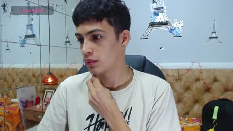 Snapshot of jeremias_1 chatting on January 18, 12:36 pm JEREMIAS online show from January 18, 12:36 pm