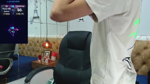 Snapshot of jeremias_1 chatting on January 19, 6:32 pm JEREMIAS online show from January 19, 6:32 pm