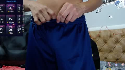 Snapshot of jeremias_1 chatting on February 1, 6:19 pm JEREMIAS online show from February 1, 6:19 pm