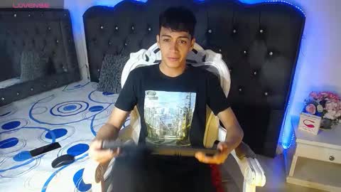 Snapshot of jeremias_1 chatting on March 11, 11:49 am JEREMIAS online show from March 11, 11:49 am