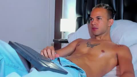 Jeremmy online show from February 6, 12:26 pm