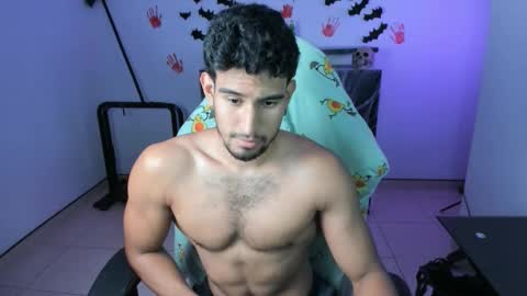 Snapshot of jeremy_colton_hot chatting on October 27, 9:46 am jeremy_colton_hot online show from October 27, 9:46 am