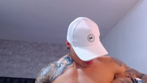 Snapshot of jeremy_lane chatting on February 6, 12:54 am Jeremy lane online show from February 6, 12:54 am